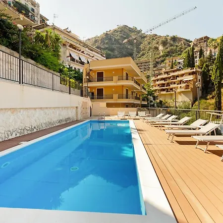 Calipso Big Apt With Sea View, Parking & Pool Taormina Exterior photo