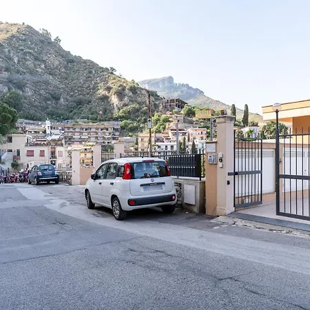 Calipso Big Apt With Sea View, Parking & Pool Taormina Exterior photo