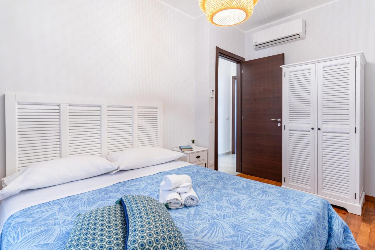 Calipso Big With Sea View, Parking & Pool Apartment